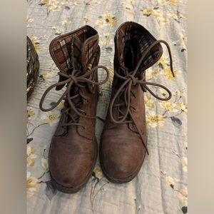 BOC boots